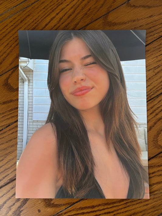 TikTok Star Ava Rose 8.5x11